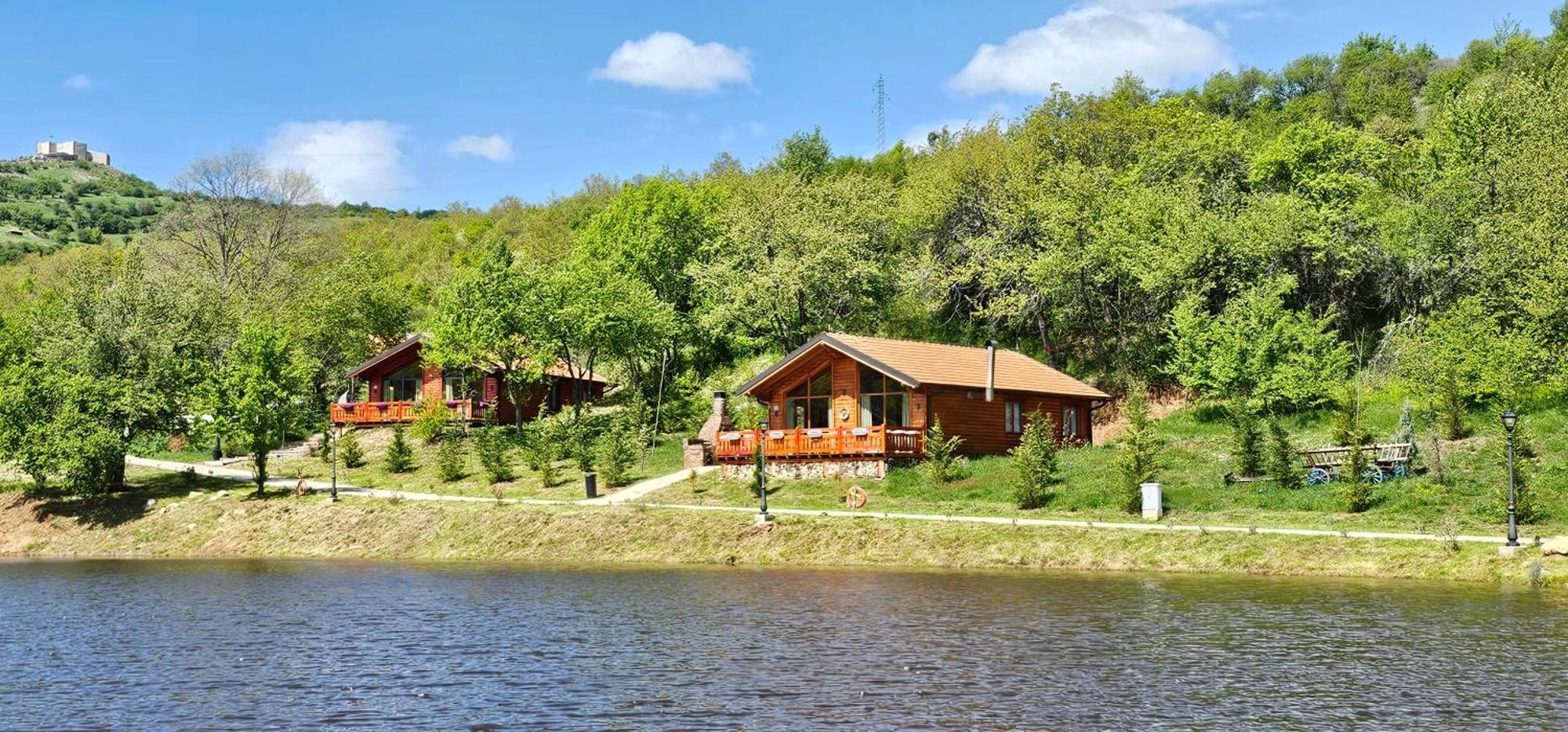 Bioland Villa'S Novoberdo Buitenkant foto